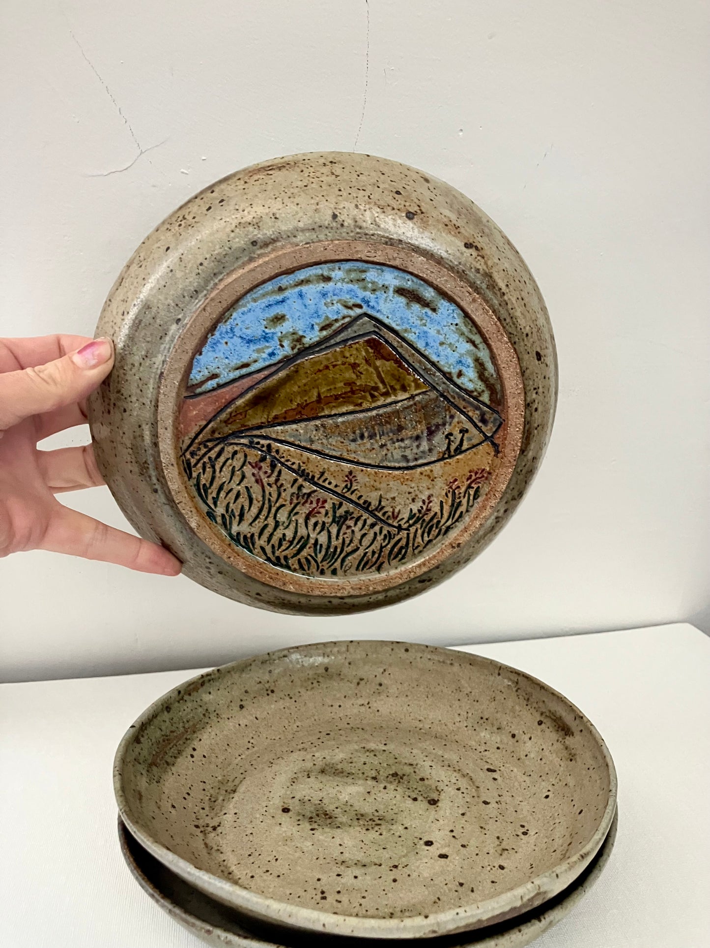 Set of 3 salad plates