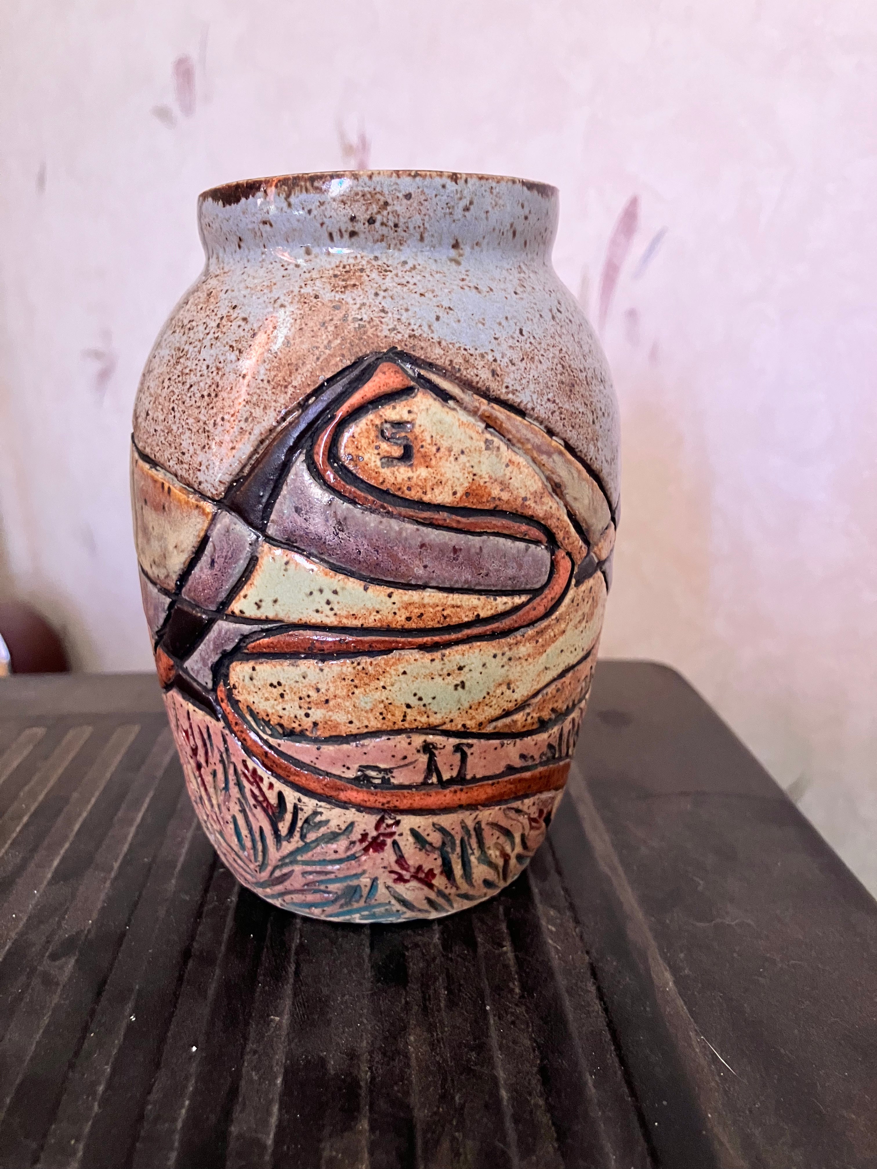 S Mtn vase